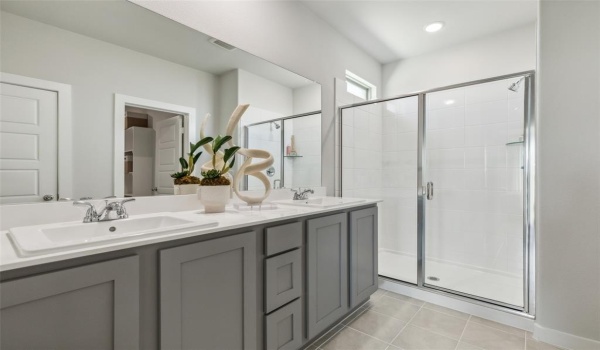 4808 Bishop Street, McKinney, TX 75071, 5 Bedrooms Bedrooms, ,3 BathroomsBathrooms,Residential,For Sale,4808 Bishop Street,20865461