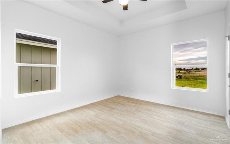 1005 Broken Arrow Drive, Alamo, TX 78516, 3 Bedrooms Bedrooms, ,2 BathroomsBathrooms,Residential,For Sale,1005 Broken Arrow Drive,464243