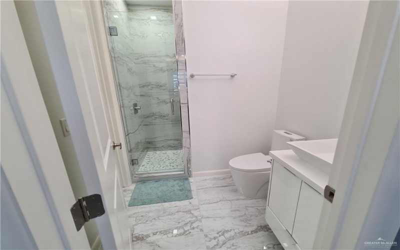 6711 N 11th Lane N, McAllen, TX 78504, 3 Habitaciones Habitaciones , ,3 BañosBaños,Residential,En Venta,6711 N 11th Lane N,470147