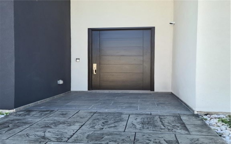 6711 N 11th Lane N, McAllen, TX 78504, 3 Habitaciones Habitaciones , ,3 BañosBaños,Residential,En Venta,6711 N 11th Lane N,470147