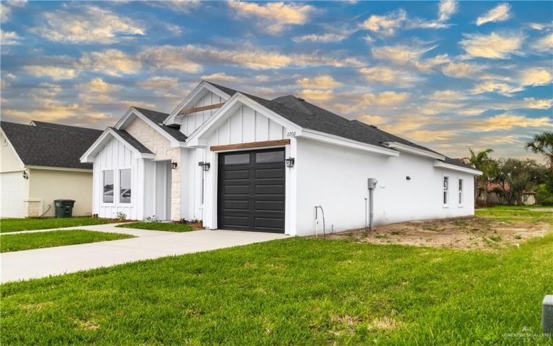 2202 San Charbel Street, San Juan, TX 78589, 3 Habitaciones Habitaciones , ,2 BañosBaños,Residential,En Venta,2202 San Charbel Street,464246