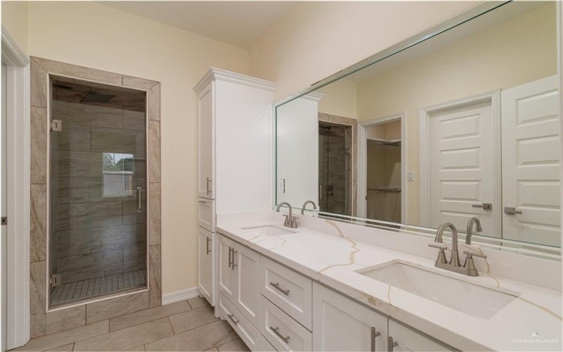 613 Tower Oak Drive, Alamo, TX 78516, 3 Bedrooms Bedrooms, ,2 BathroomsBathrooms,Residential,For Sale,613 Tower Oak Drive,469472