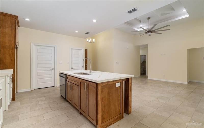 613 Tower Oak Drive, Alamo, TX 78516, 3 Bedrooms Bedrooms, ,2 BathroomsBathrooms,Residential,For Sale,613 Tower Oak Drive,469472