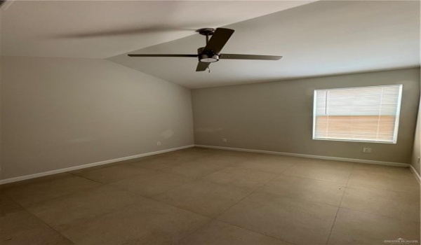 1200 E Hibiscus Avenue #7, McAllen, TX 78501, 2 Bedrooms Bedrooms, ,2 BathroomsBathrooms,Residential Lease,For Rent,1200 E Hibiscus Avenue,469483