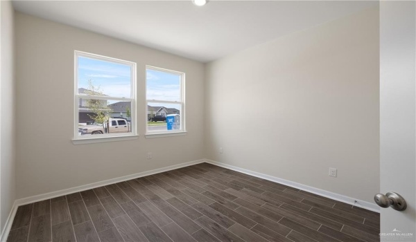 813 S Templo Dorado, Mission, TX 78572, 4 Bedrooms Bedrooms, ,3 BathroomsBathrooms,Residential,For Sale,813 S Templo Dorado,469495