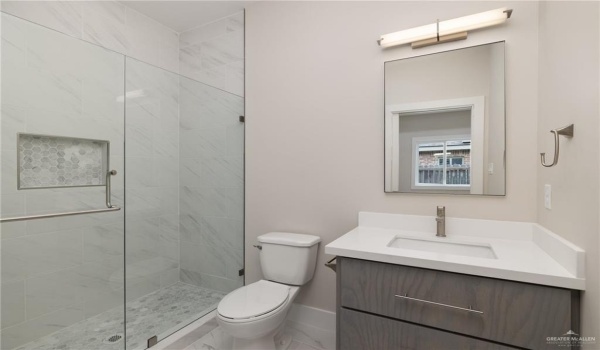2615 Windsor Street, Edinburg, TX 78541, 3 Bedrooms Bedrooms, ,3 BathroomsBathrooms,Residential,For Sale,2615 Windsor Street,470229