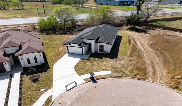 3708 Canan Street, Weslaco, TX 78596, 3 Bedrooms Bedrooms, ,2 BathroomsBathrooms,Residential,For Sale,3708 Canan Street,464526