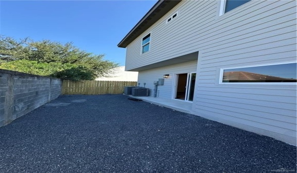 2705 Stablewood, Mission, TX 78572, 3 Bedrooms Bedrooms, ,2 BathroomsBathrooms,Residential,For Sale,2705 Stablewood,470262