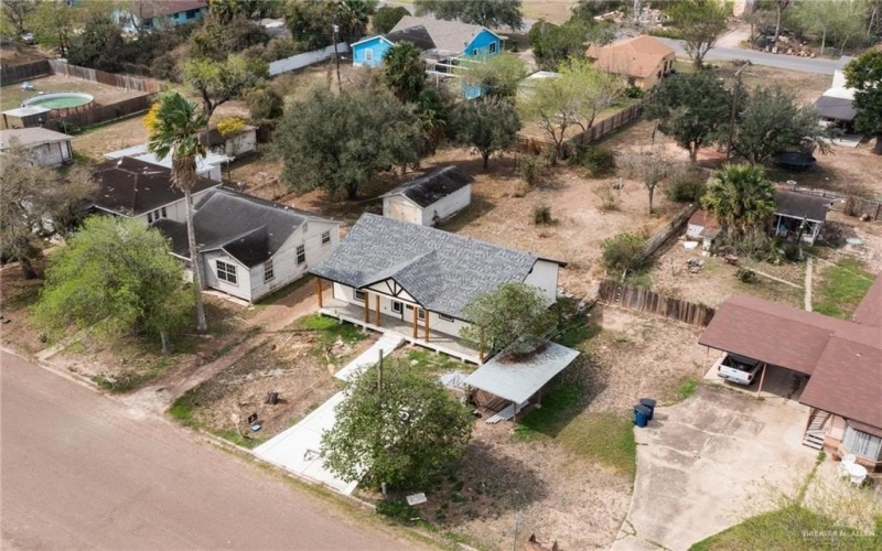 1047 S Illinois Street, Mercedes, TX 78570, 3 Bedrooms Bedrooms, ,2 BathroomsBathrooms,Residential,For Sale,1047 S Illinois Street,464569