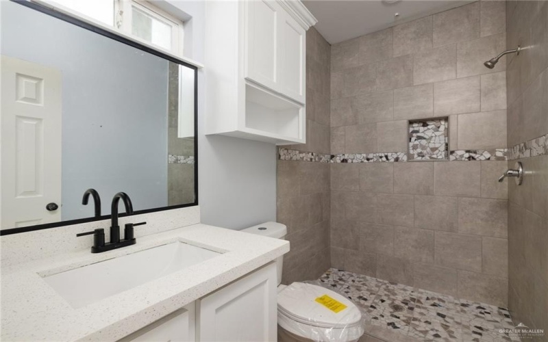 1047 S Illinois Street, Mercedes, TX 78570, 3 Bedrooms Bedrooms, ,2 BathroomsBathrooms,Residential,For Sale,1047 S Illinois Street,464569