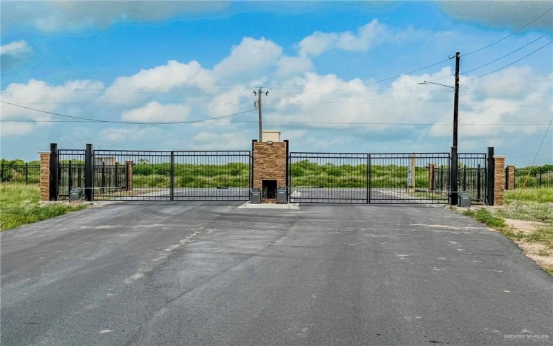 000 Brushline Road, Edinburg, TX 78539, 4 Bedrooms Bedrooms, ,3 BathroomsBathrooms,Residential,For Sale,000 Brushline Road,469643