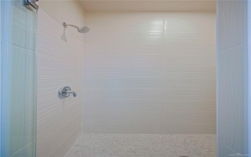 5316 Vision Street, Rio Grande City, TX 78582, ,Residential Multi Family,En Venta,5316 Vision Street,464659