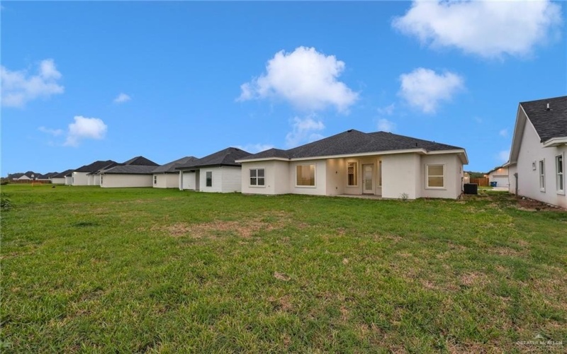 1007 Broken Arrow Drive, Alamo, TX 78516, 4 Bedrooms Bedrooms, ,2 BathroomsBathrooms,Residential,For Sale,1007 Broken Arrow Drive,469681