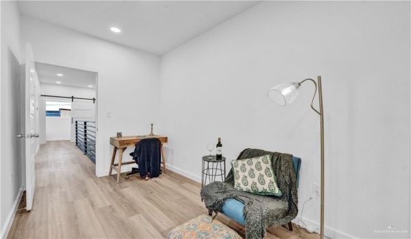 2605 Warbler Avenue, McAllen, TX 78504, 3 Bedrooms Bedrooms, ,2 BathroomsBathrooms,Residential,For Sale,2605 Warbler Avenue,470266