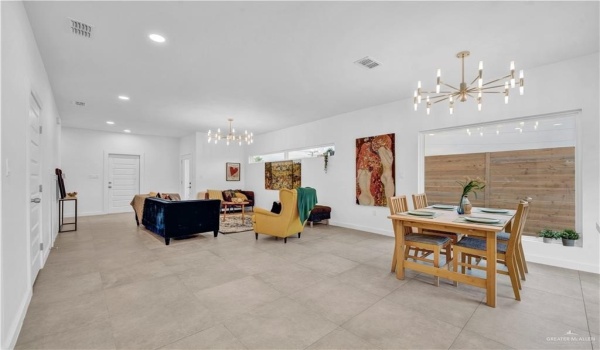 2605 Warbler Avenue, McAllen, TX 78504, 3 Bedrooms Bedrooms, ,2 BathroomsBathrooms,Residential,For Sale,2605 Warbler Avenue,470266