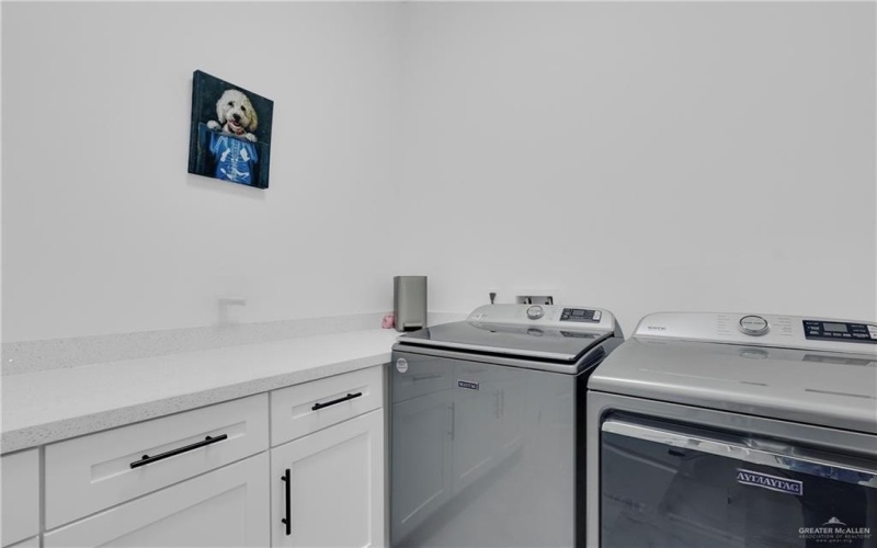 1301 Fairway Drive, Weslaco, TX 78599, 4 Bedrooms Bedrooms, ,3 BathroomsBathrooms,Residential,For Sale,1301 Fairway Drive,464683