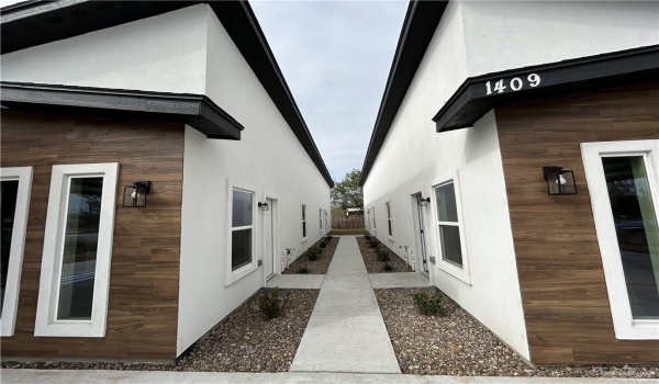 1409 S Michigan Street #3, Alton, TX 78573, 2 Bedrooms Bedrooms, ,2 BathroomsBathrooms,Residential Lease,For Rent,1409 S Michigan Street,470302