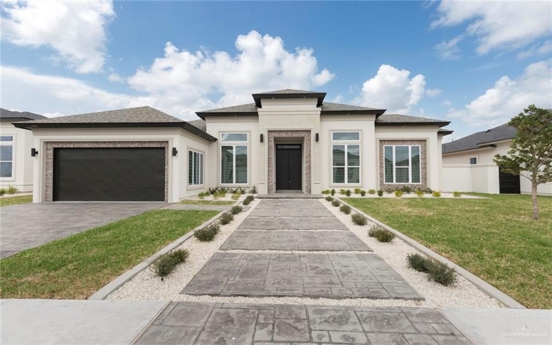 9811 24th Lane, McAllen, TX 78504, 4 Habitaciones Habitaciones , ,3 BañosBaños,Residential Lease,En Alquiler,9811 24th Lane,464697