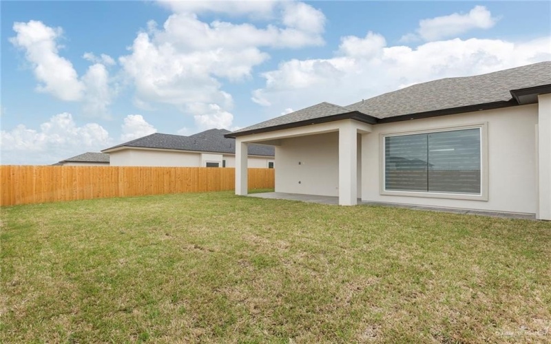 9811 24th Lane, McAllen, TX 78504, 4 Habitaciones Habitaciones , ,3 BañosBaños,Residential Lease,En Alquiler,9811 24th Lane,464697