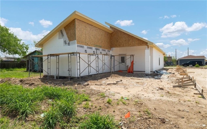 232 W Longoria Drive, Pharr, TX 78577, 3 Bedrooms Bedrooms, ,2 BathroomsBathrooms,Residential,For Sale,232 W Longoria Drive,470306