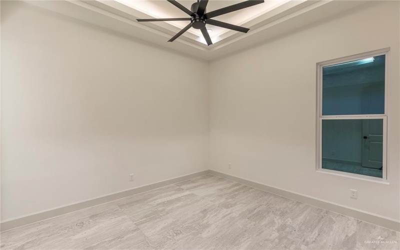9815 24th Lane, McAllen, TX 78504, 4 Habitaciones Habitaciones , ,3 BañosBaños,Residential Lease,En Alquiler,9815 24th Lane,464699
