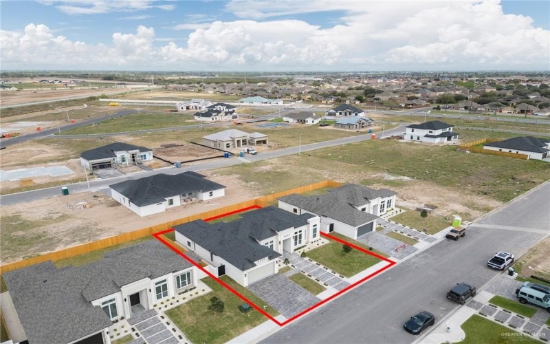 9815 24th Lane, McAllen, TX 78504, 4 Habitaciones Habitaciones , ,3 BañosBaños,Residential Lease,En Alquiler,9815 24th Lane,464699