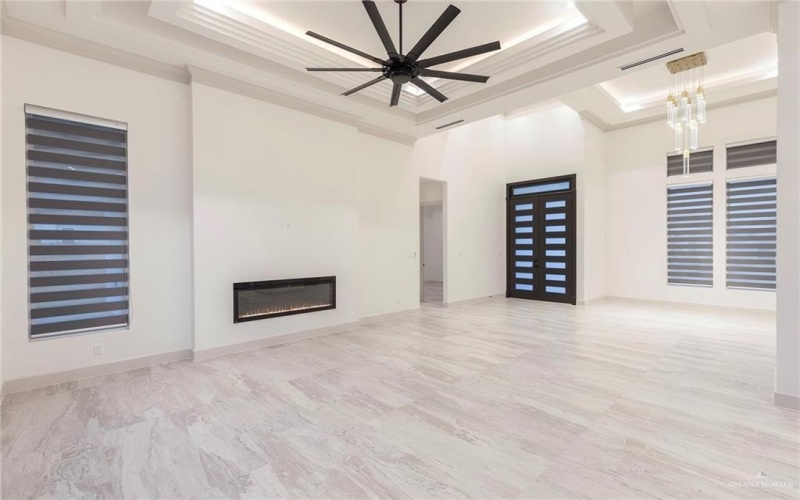 9815 24th Lane, McAllen, TX 78504, 4 Habitaciones Habitaciones , ,3 BañosBaños,Residential Lease,En Alquiler,9815 24th Lane,464699