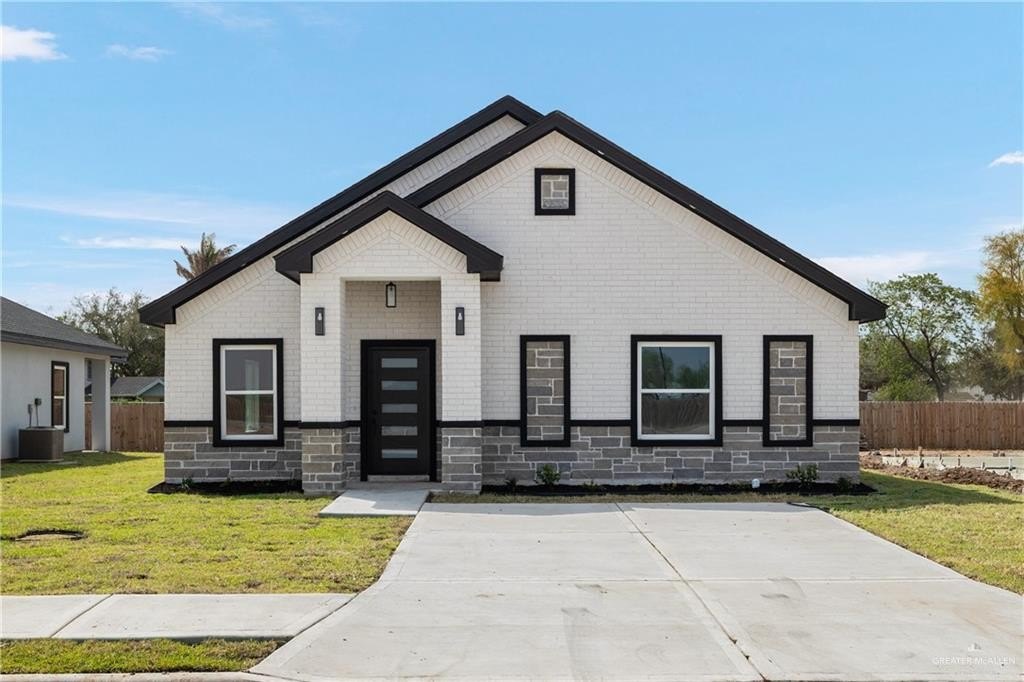 1928 Trinity Street, Donna, TX 78537, 3 Bedrooms Bedrooms, ,2 BathroomsBathrooms,Residential,For Sale,1928 Trinity Street,464709