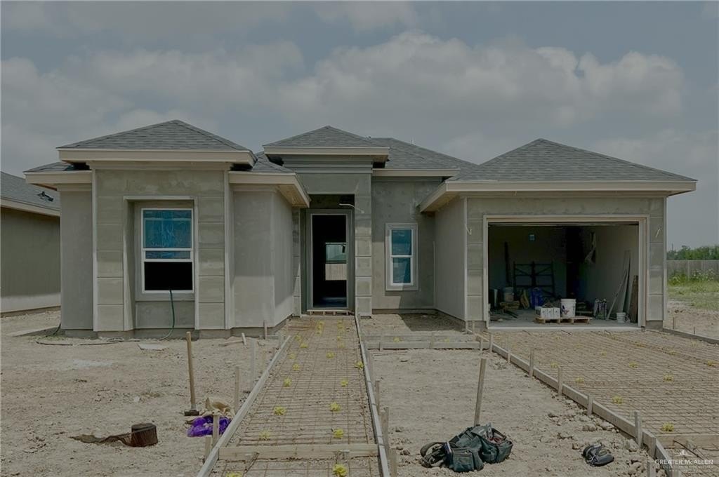 1334 S 9th Street, Alamo, TX 78516, 3 Bedrooms Bedrooms, ,2 BathroomsBathrooms,Residential,For Sale,1334 S 9th Street,470343