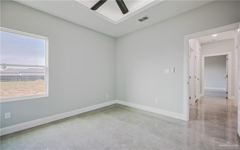 8043 N 50th Street, McAllen, TX 78504, 3 Habitaciones Habitaciones , ,2 BañosBaños,Residential,En Venta,8043 N 50th Street,470368