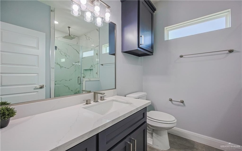 8043 N 50th Street, McAllen, TX 78504, 3 Habitaciones Habitaciones , ,2 BañosBaños,Residential,En Venta,8043 N 50th Street,470368