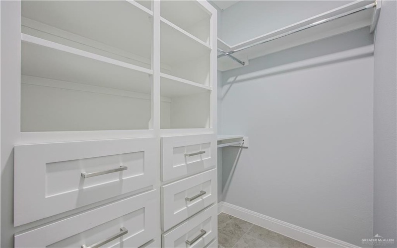 8043 N 50th Street, McAllen, TX 78504, 3 Habitaciones Habitaciones , ,2 BañosBaños,Residential,En Venta,8043 N 50th Street,470368