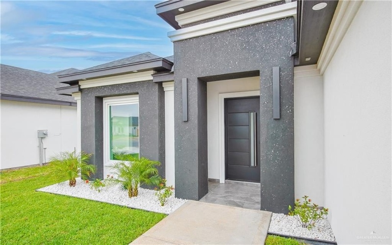 8043 N 50th Street, McAllen, TX 78504, 3 Habitaciones Habitaciones , ,2 BañosBaños,Residential,En Venta,8043 N 50th Street,470368