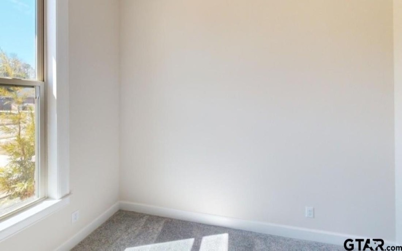7924 Crooked Trail, Tyler, TX 75703, 5 Bedrooms Bedrooms, ,3 BathroomsBathrooms,Residential,For Sale,7924 Crooked Trail,24007128