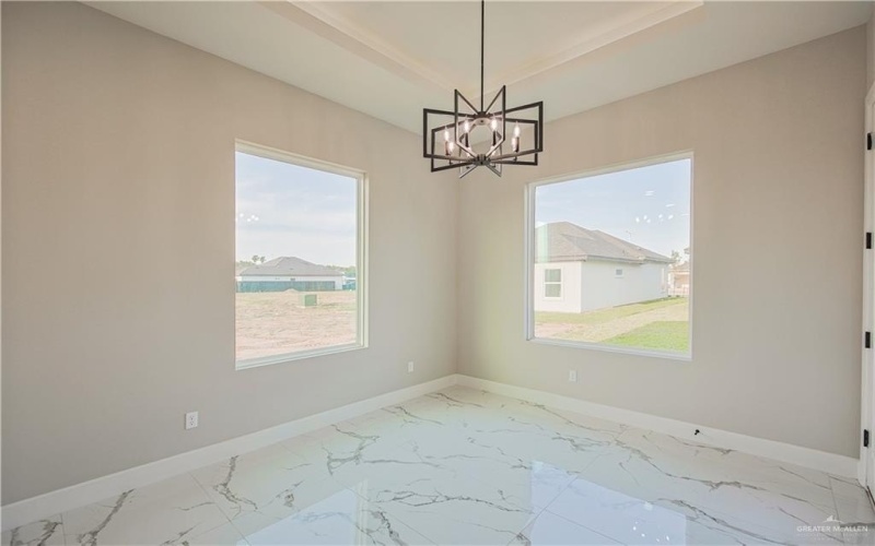 8038 N 51st Street, McAllen, TX 78504, 3 Habitaciones Habitaciones , ,2 BañosBaños,Residential,En Venta,8038 N 51st Street,470371