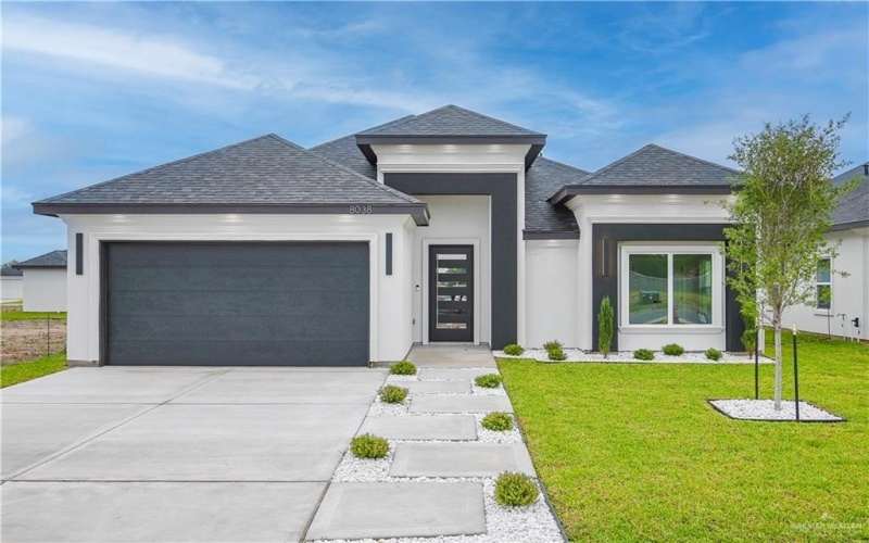 8038 N 51st Street, McAllen, TX 78504, 3 Habitaciones Habitaciones , ,2 BañosBaños,Residential,En Venta,8038 N 51st Street,470371