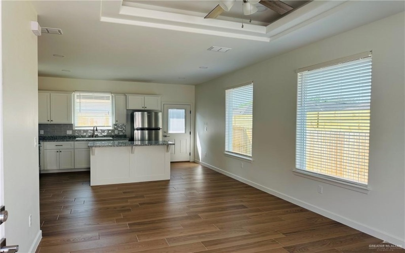1100 Sugar Garden Avenue #4, Pharr, TX 78577, 3 Bedrooms Bedrooms, ,2 BathroomsBathrooms,Residential Lease,For Rent,1100 Sugar Garden Avenue,470421