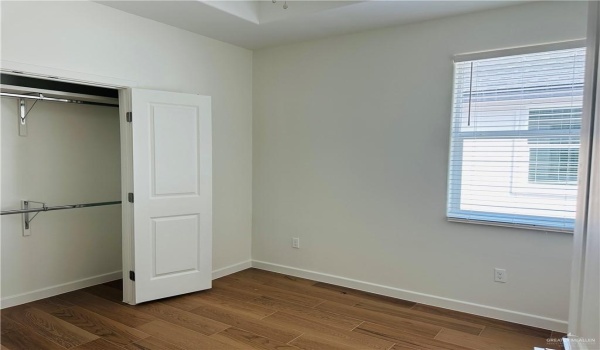1100 Sugar Garden Avenue #4, Pharr, TX 78577, 3 Bedrooms Bedrooms, ,2 BathroomsBathrooms,Residential Lease,For Rent,1100 Sugar Garden Avenue,470421
