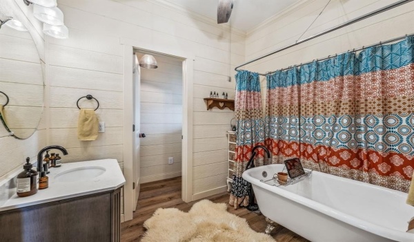 1287 Private Road 2120, Meridian, TX 76665, 2 Bedrooms Bedrooms, ,2 BathroomsBathrooms,Residential,For Sale,1287 Private Road 2120,20868552