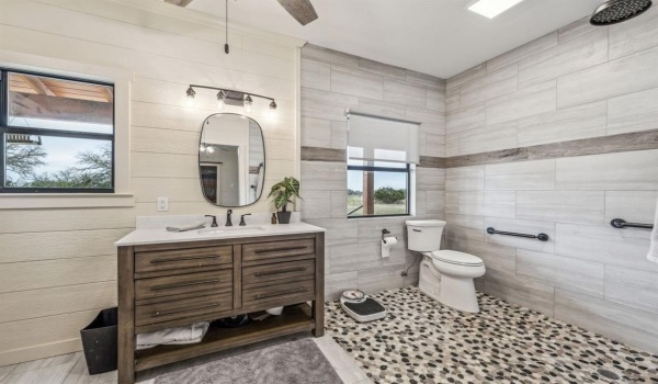1287 Private Road 2120, Meridian, TX 76665, 2 Bedrooms Bedrooms, ,2 BathroomsBathrooms,Residential,For Sale,1287 Private Road 2120,20868552