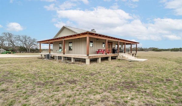 1287 Private Road 2120, Meridian, TX 76665, 2 Bedrooms Bedrooms, ,2 BathroomsBathrooms,Residential,For Sale,1287 Private Road 2120,20868552