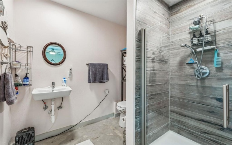 1287 Private Road 2120, Meridian, TX 76665, 2 Bedrooms Bedrooms, ,2 BathroomsBathrooms,Residential,For Sale,1287 Private Road 2120,20868552