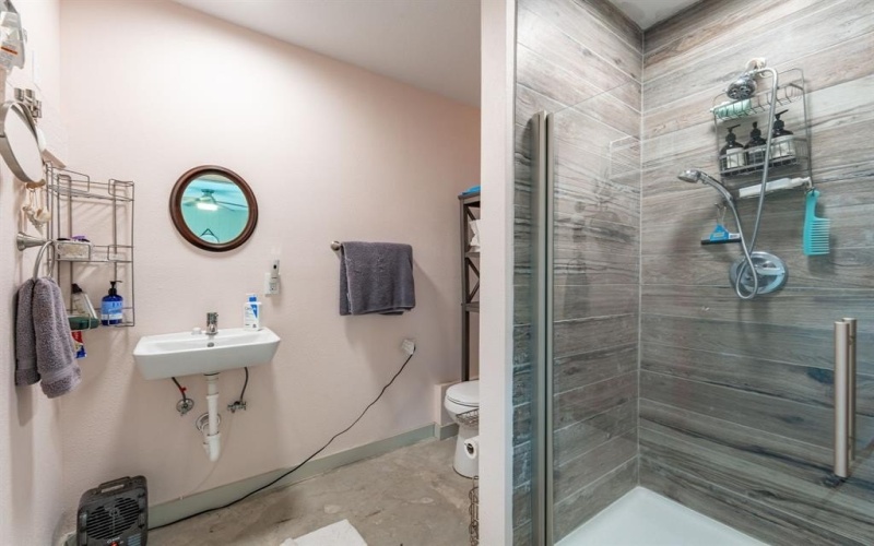 1287 Private Road 2120, Meridian, TX 76665, 2 Bedrooms Bedrooms, ,2 BathroomsBathrooms,Residential,For Sale,1287 Private Road 2120,20868552