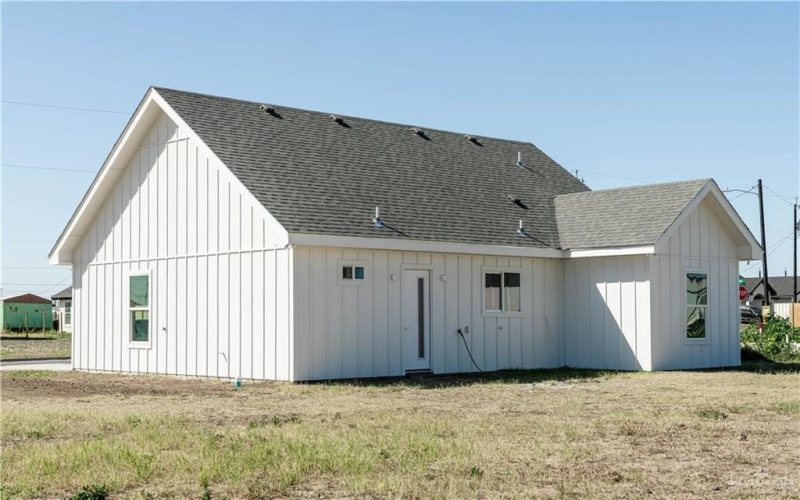 7606 Heisman Lane, Edinburg, TX 78542, 3 Bedrooms Bedrooms, ,2 BathroomsBathrooms,Residential,For Sale,7606 Heisman Lane,464803