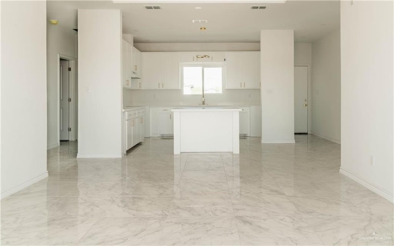7606 Heisman Lane, Edinburg, TX 78542, 3 Bedrooms Bedrooms, ,2 BathroomsBathrooms,Residential,For Sale,7606 Heisman Lane,464803