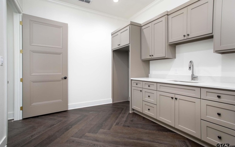 2524 Oak Manor Way Ste 101, Tyler, TX 75703, ,Arrendamiento Comercial,En Alquiler,2524 Oak Manor Way Ste 101,24008710