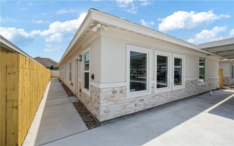 5321 Vision Street, Rio Grande City, TX 78582, ,Residential Multi Family,En Venta,5321 Vision Street,470444