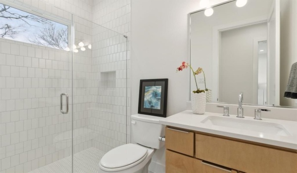 552 Brookhurst Drive, Dallas, TX 75218, 4 Habitaciones Habitaciones , ,5 BañosBaños,Residential,En Venta,552 Brookhurst Drive,20866511