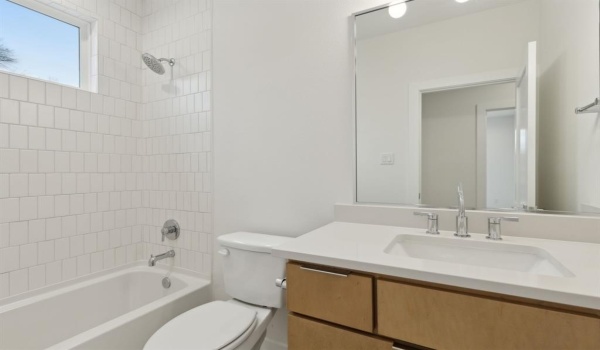 552 Brookhurst Drive, Dallas, TX 75218, 4 Habitaciones Habitaciones , ,5 BañosBaños,Residential,En Venta,552 Brookhurst Drive,20866511