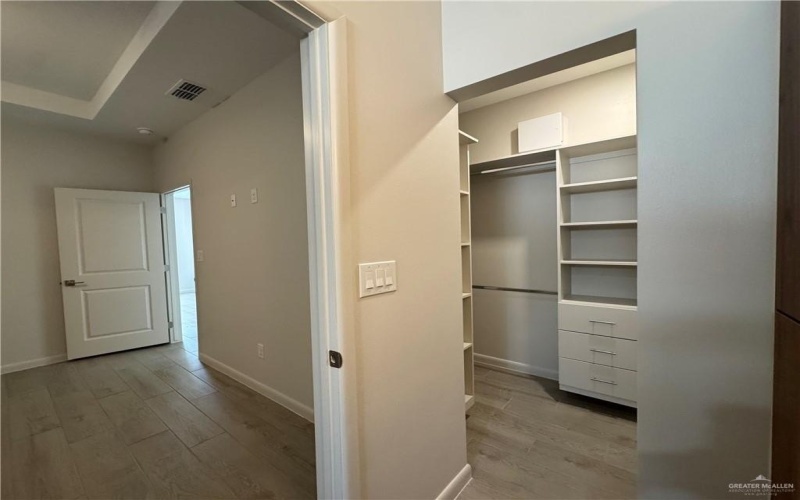 3308 Duke Avenue, McAllen, TX 78504, 2 Bedrooms Bedrooms, ,2 BathroomsBathrooms,Residential Lease,For Rent,3308 Duke Avenue,465006